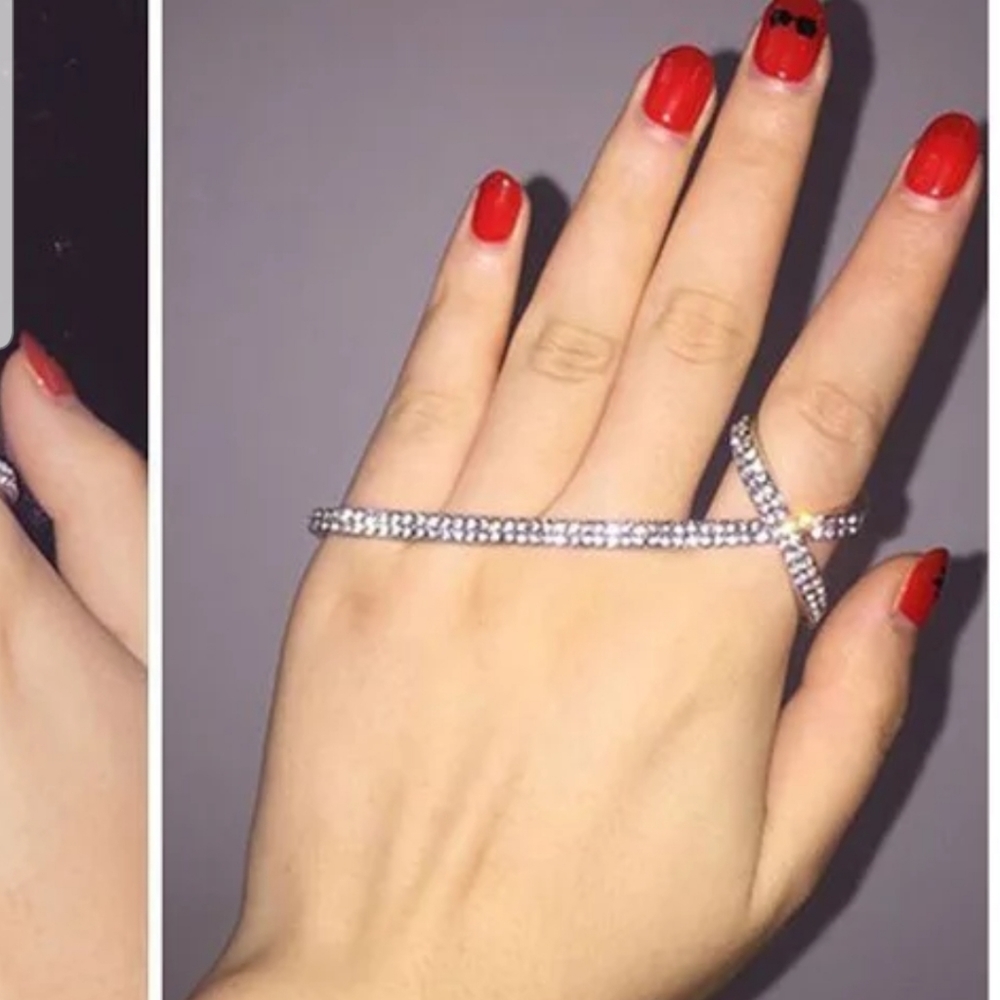 Rhinestone bling ring - Picture 3 of 3